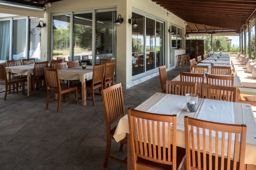 Gastro Asteris Village