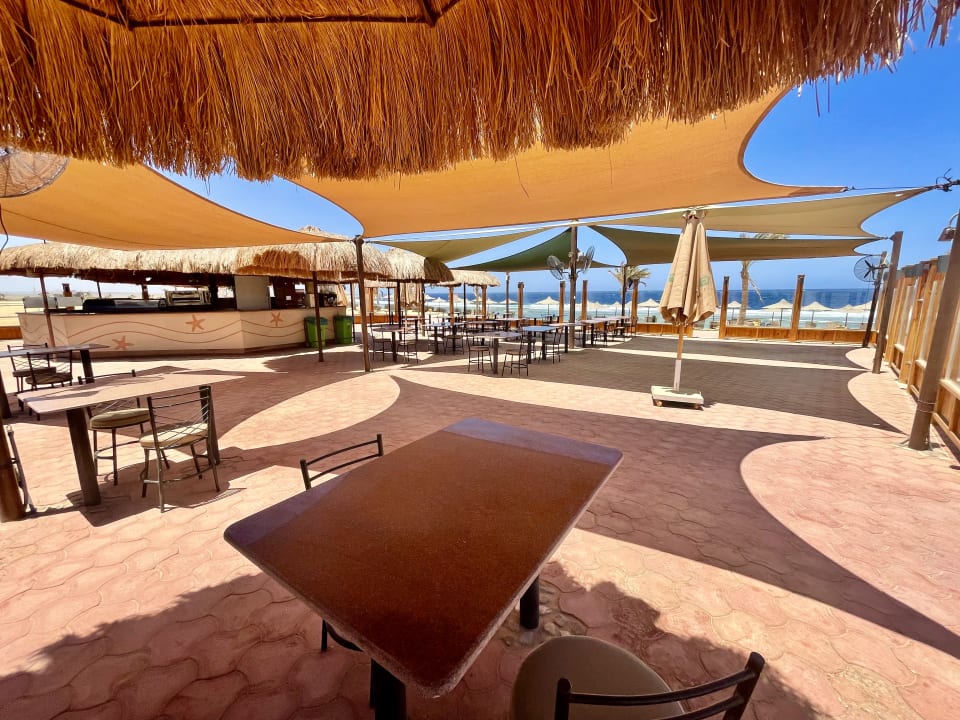 Gastro Three Corners Sea Beach Resort