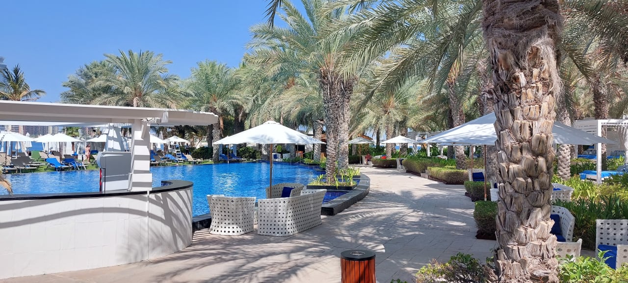 Pool Rixos The Palm Hotel & Suites