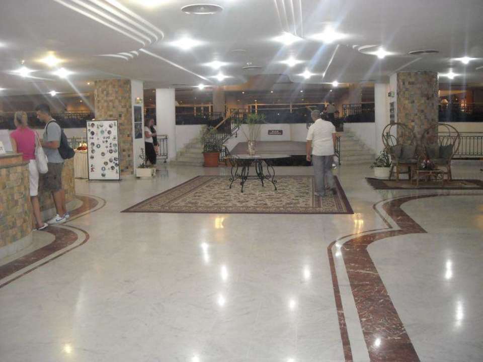 Recepcja Hotel El Mouradi Skanes Beach