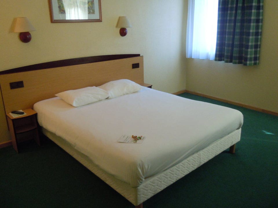 King Size-Bett Hotel Campanile Krakow