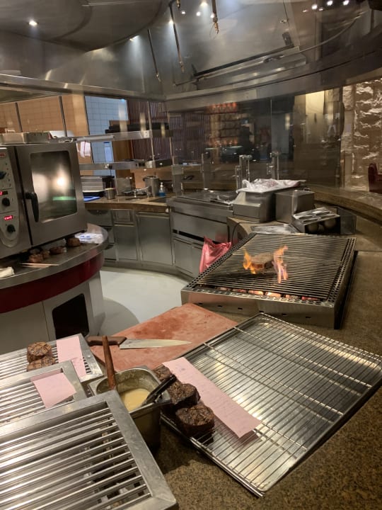 Gastro Atlantis, The Palm