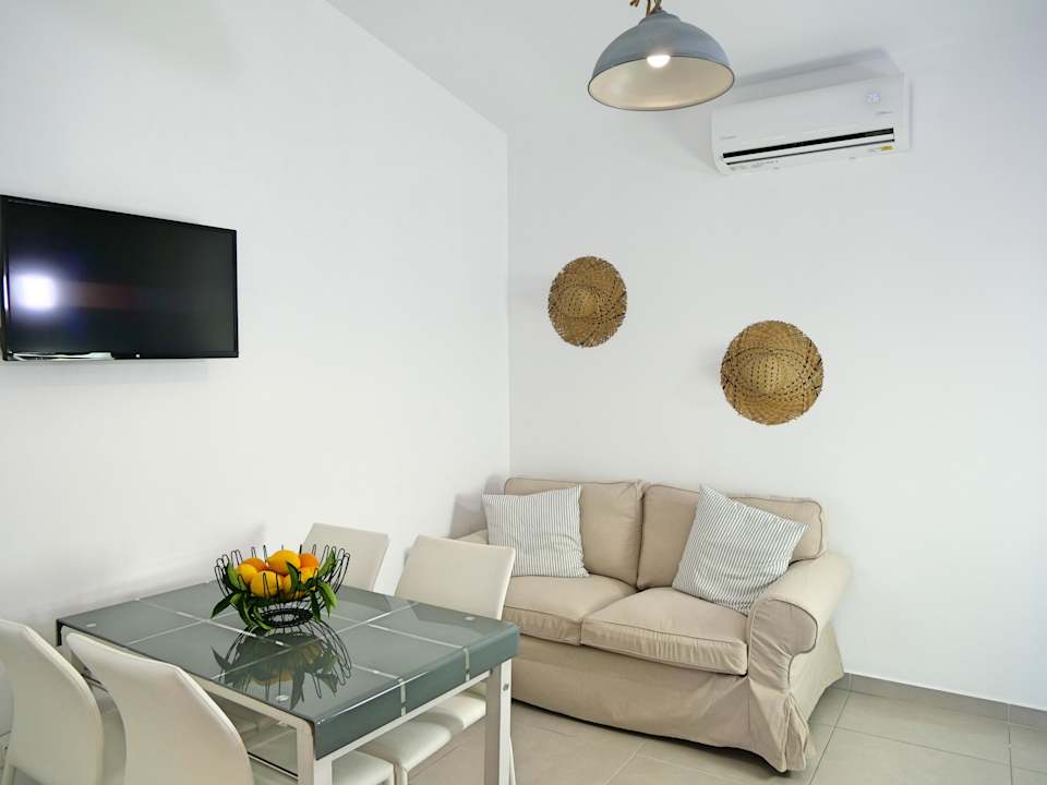 Zimmer Komitsa Luxury Apartments