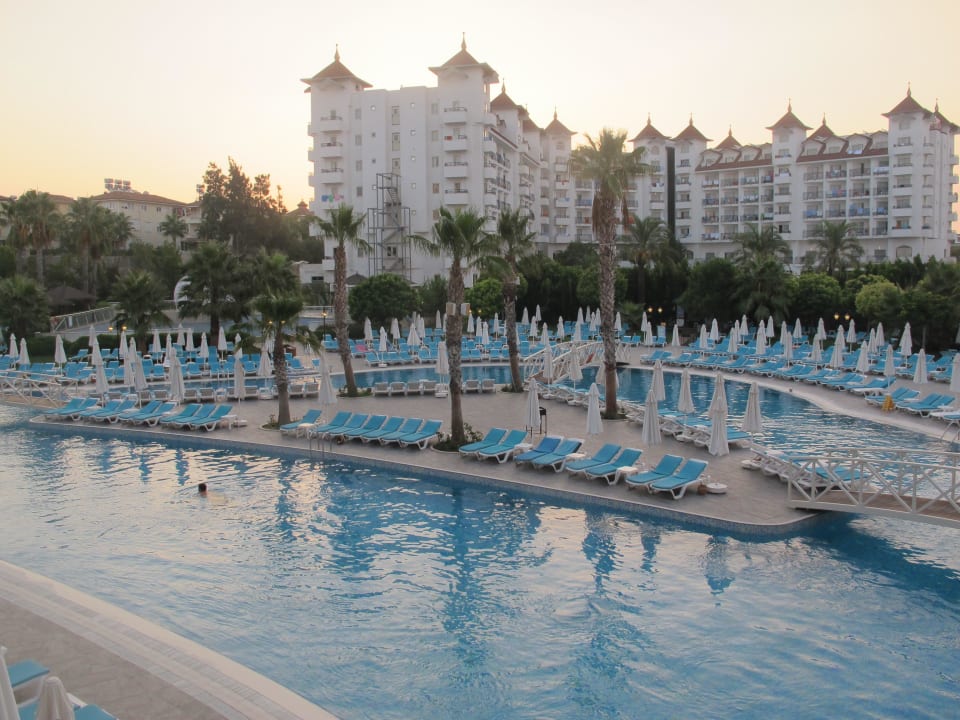 Mooi zwembad Side Mare Resort & Spa