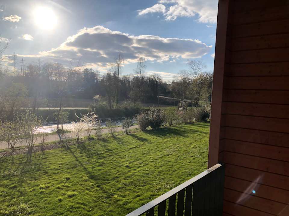 Zimmer Riverside Hotel