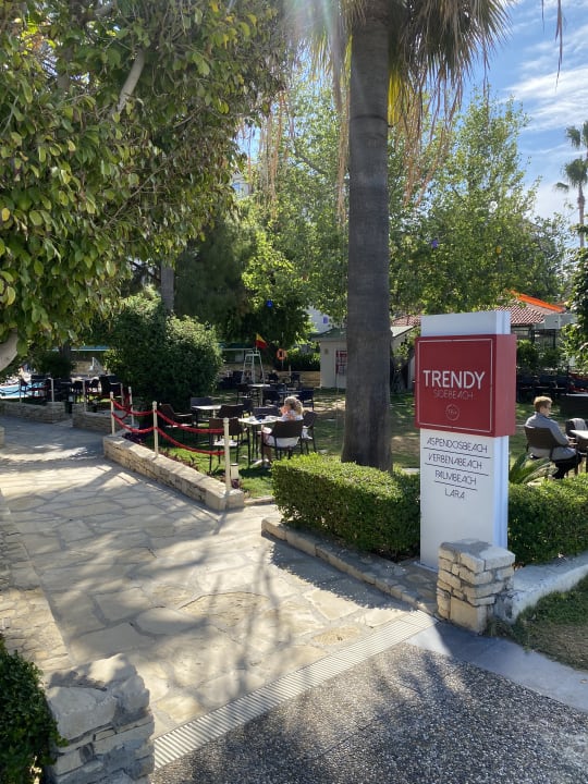 Gartenanlage Trendy Side Beach Hotel - Adults only