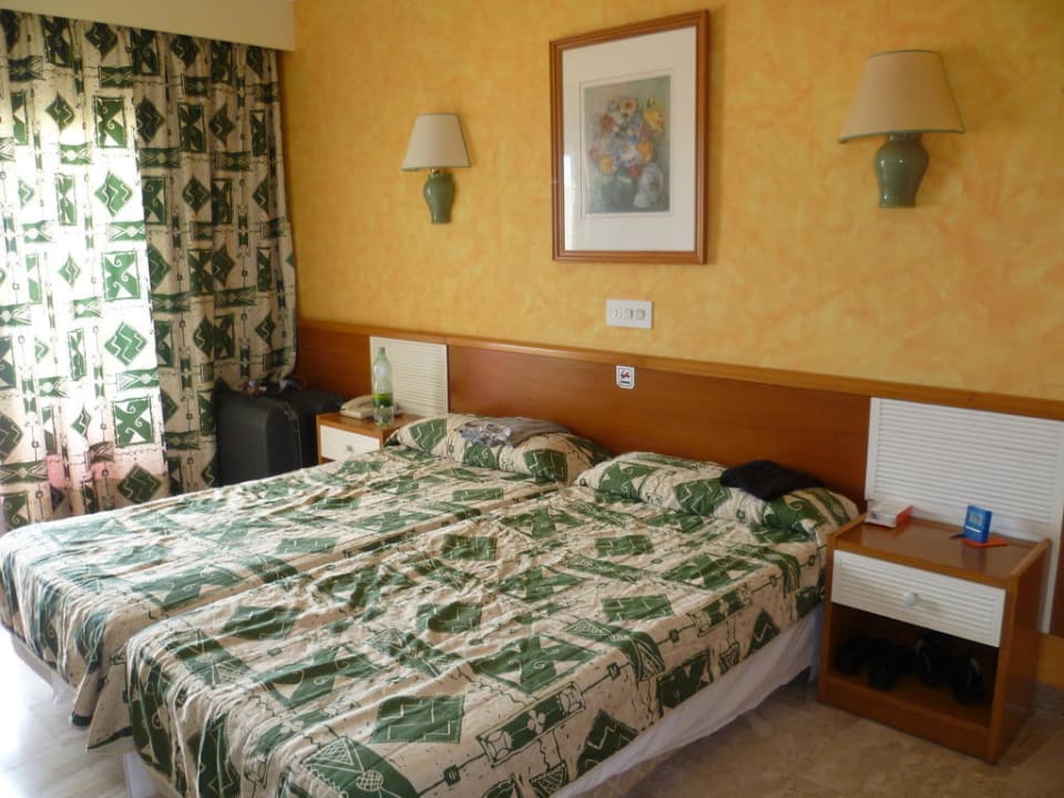 Zimmer mit Doppelbett Grupotel Montecarlo