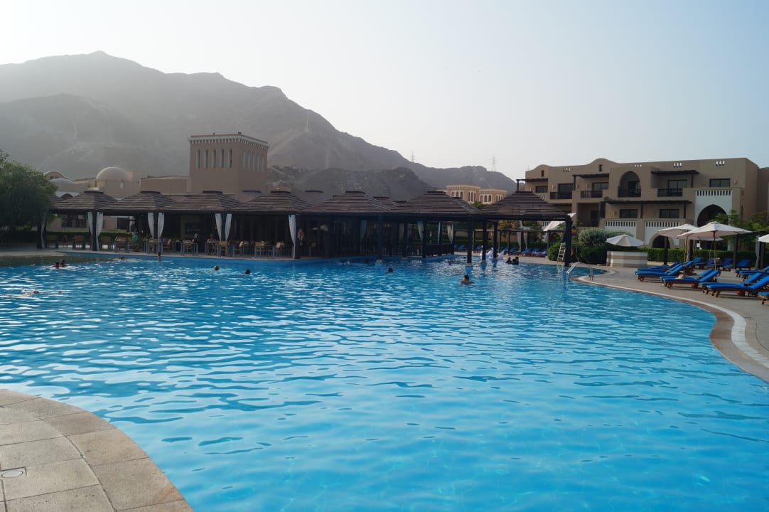 Pool Miramar Al Aqah Beach Resort