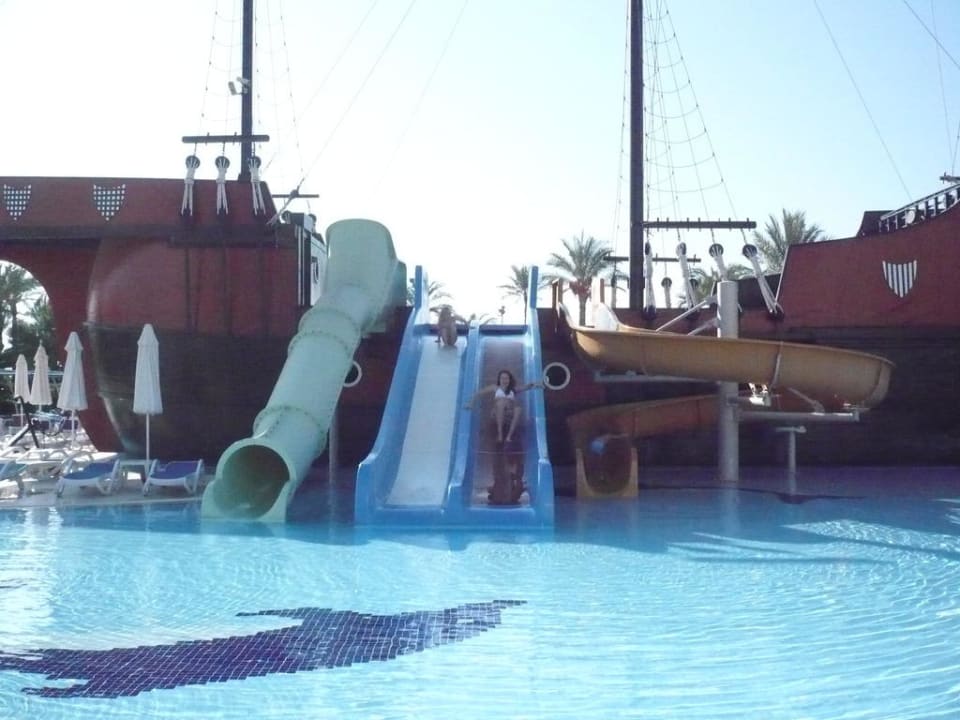 Kinderpool Titanic Deluxe Lara
