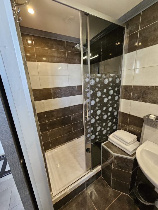 Zimmer Hotel Le Dauphin Bleu