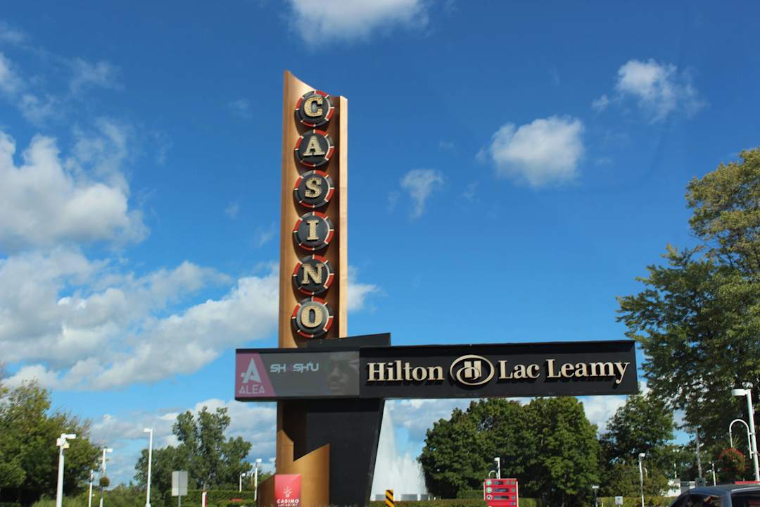 Strassenseite Hotel Hilton Lac Leamy