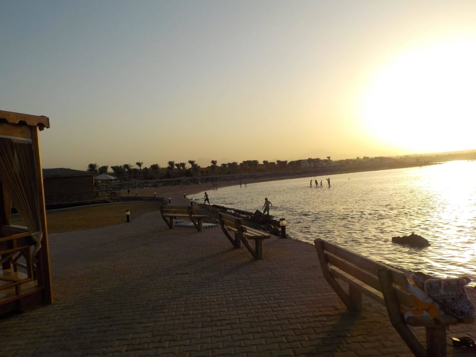 Sonnenuntergang am Beach Stella Garden Resort & Spa, Makadi Bay