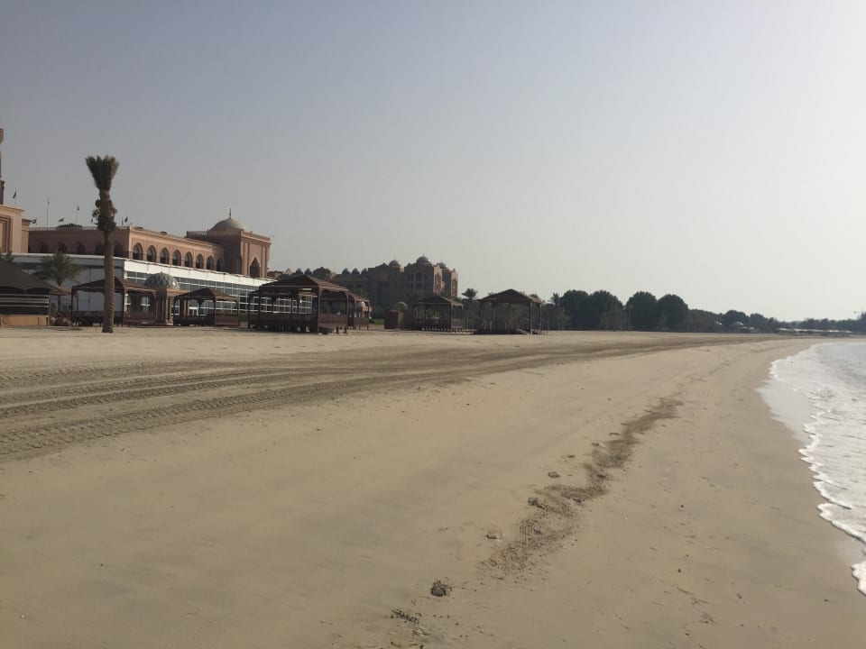 Strand Emirates Palace Mandarin Oriental