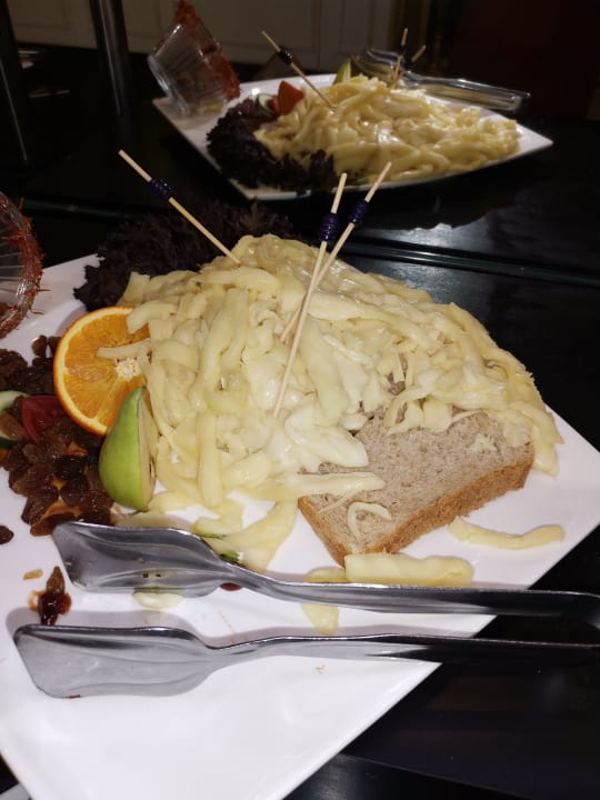 Gastro Well Palace Side