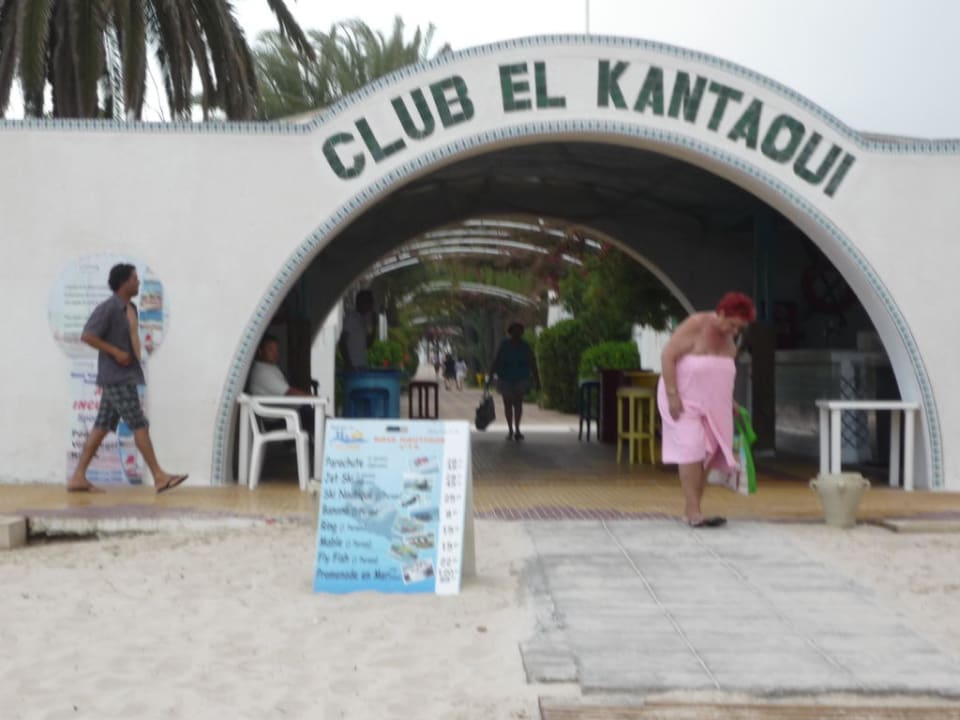 Torbogen zum Strand El Mouradi Club Kantaoui