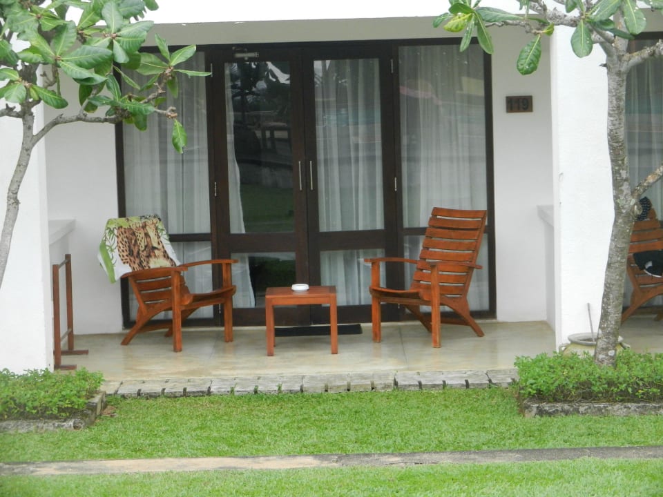 Terrasse vor Superior Zimmer Thaala Bentota