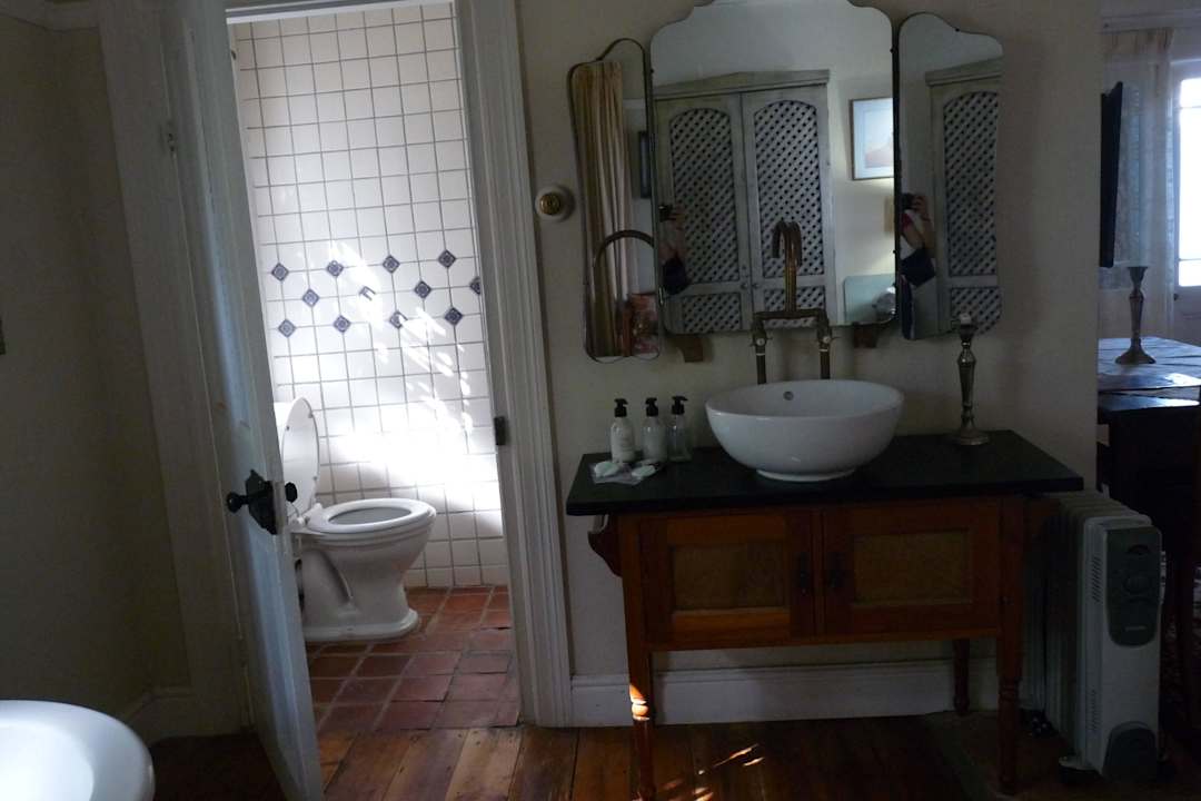 Waschbecken im Zimmer Guesthouse Tulbagh Country