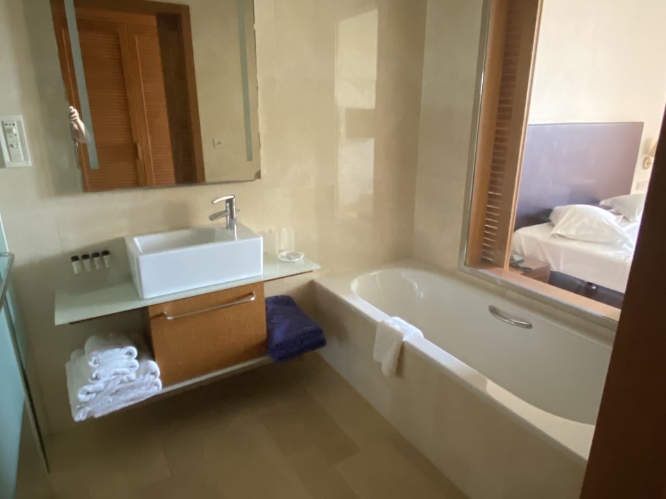 Zimmer Kernos Beach Hotel & Bungalows