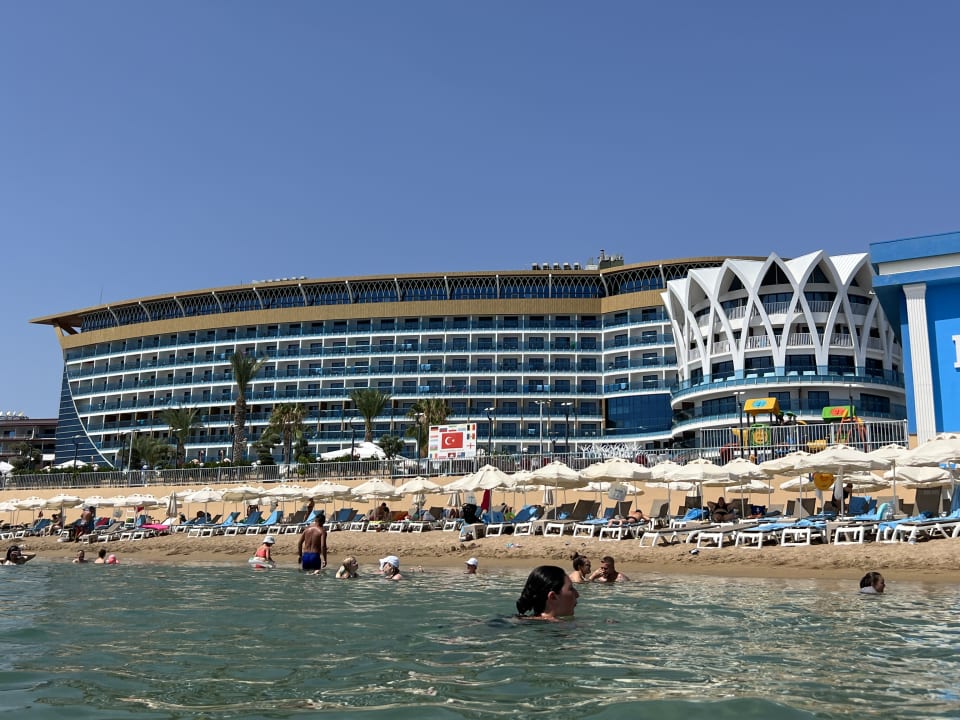 Außenansicht Granada Luxury Okurcalar