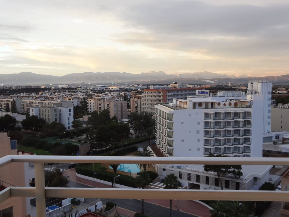 Blick Richtung Flughafen Hotel HM Gran Fiesta