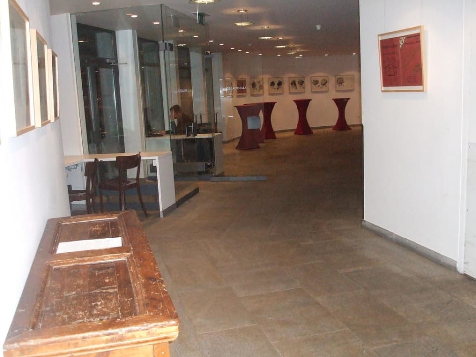 Lobby vom linken Seitentrakt im Hotel Laudinella Hotel Laudinella