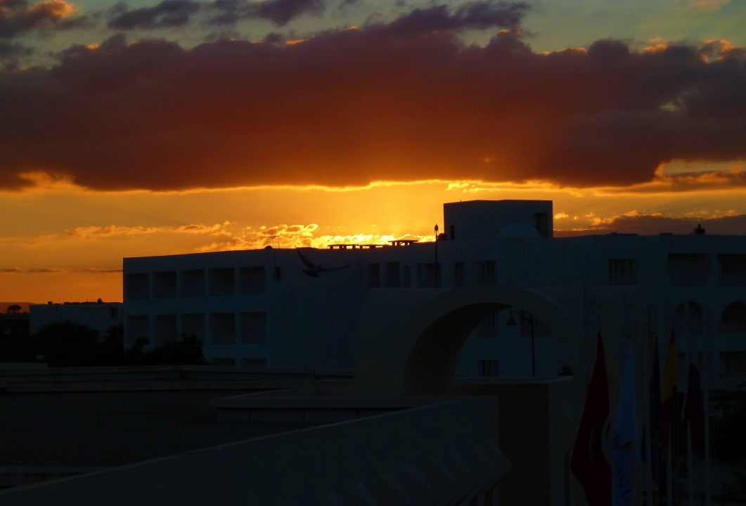 Sonnenuntergang Iberostar Waves Averroes