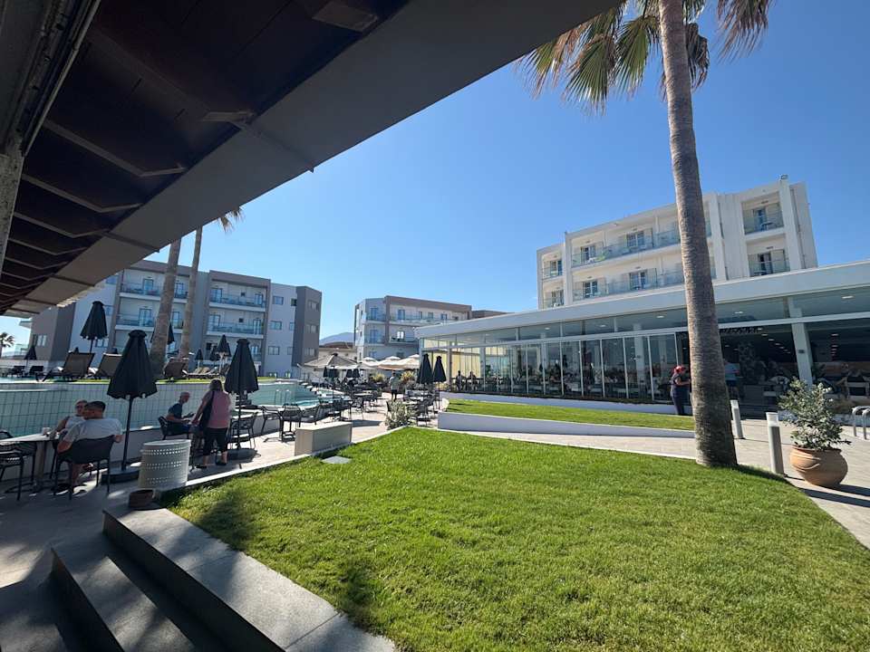 Gartenanlage allsun Hotel Carolina Mare