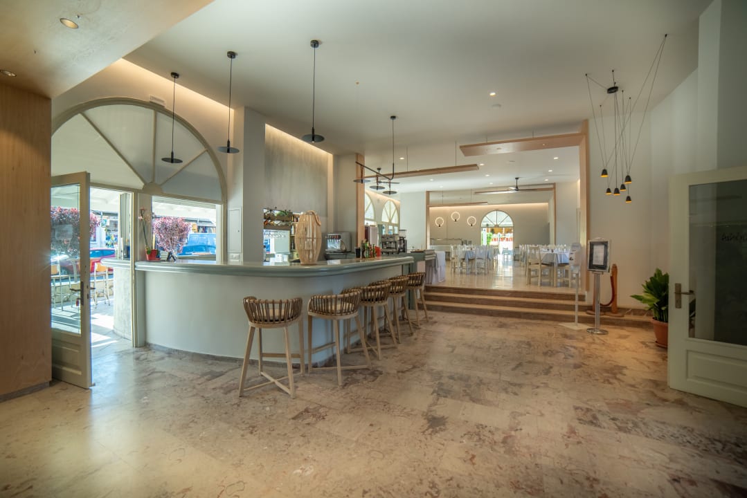 Lobby Hotel Alkionis