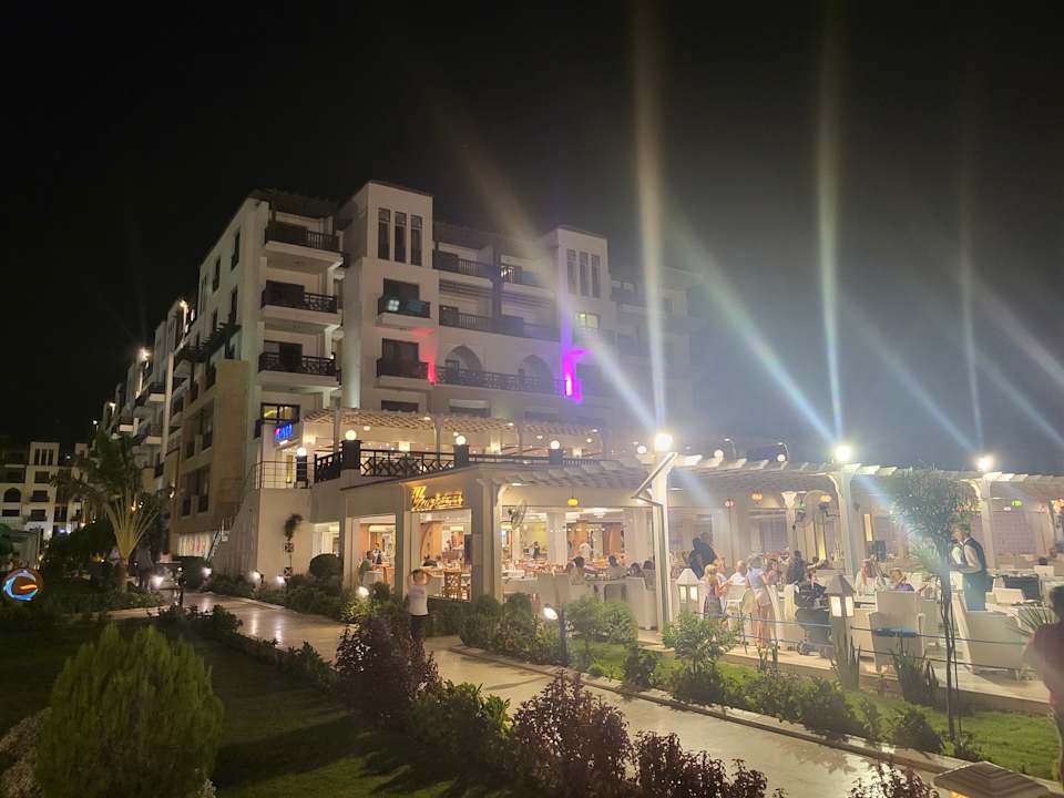 Außenansicht Gravity Hotel & Aquapark Sahl Hasheesh