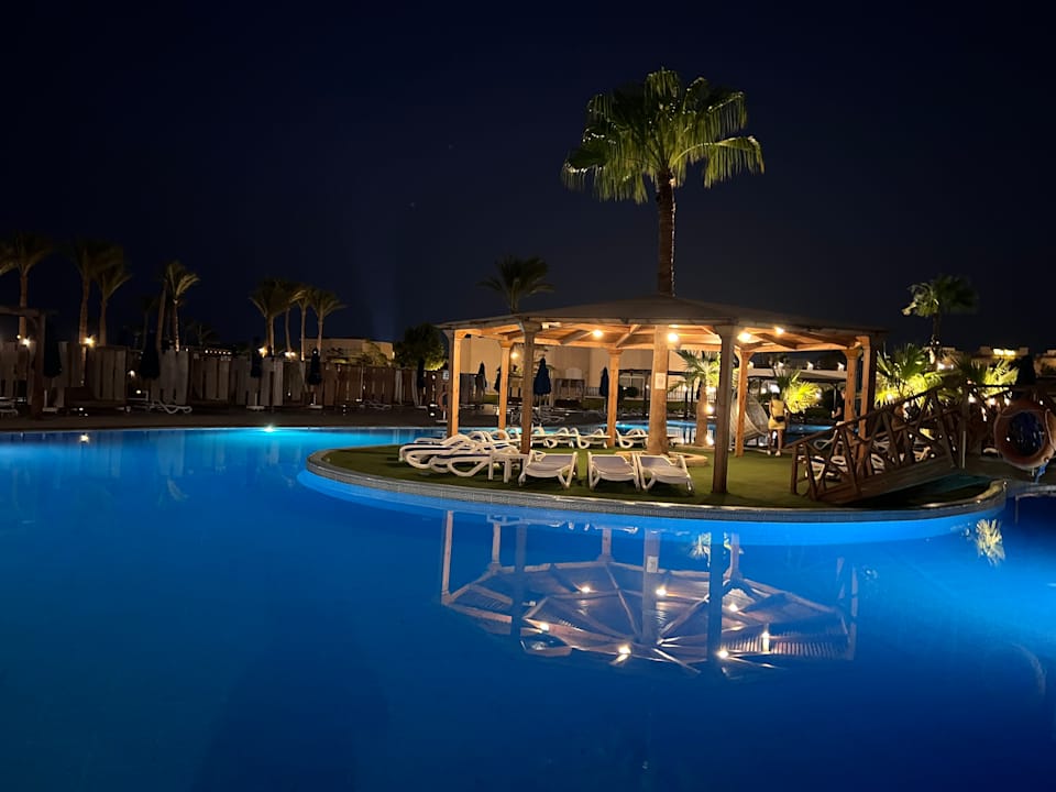 Pool Cleopatra Luxury Resort Makadi Bay