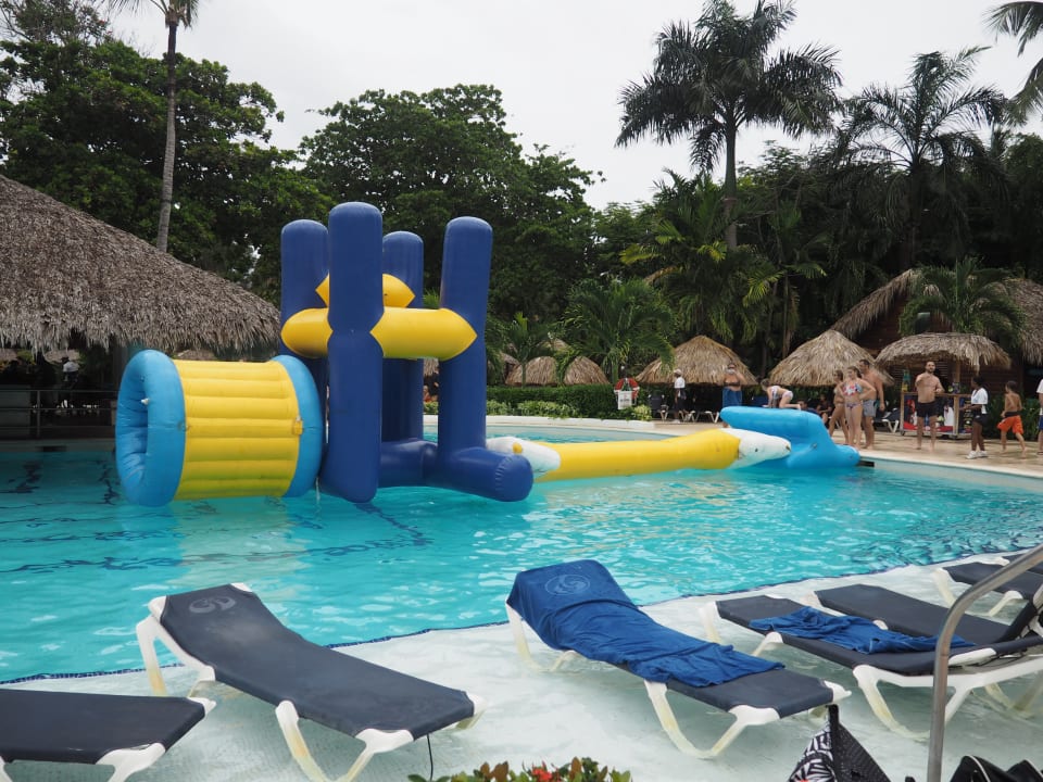 Pool Grand Palladium Select Bávaro Resort & Spa