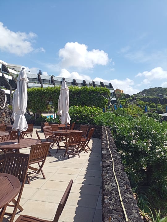 Außenansicht Caloura Hotel Resort