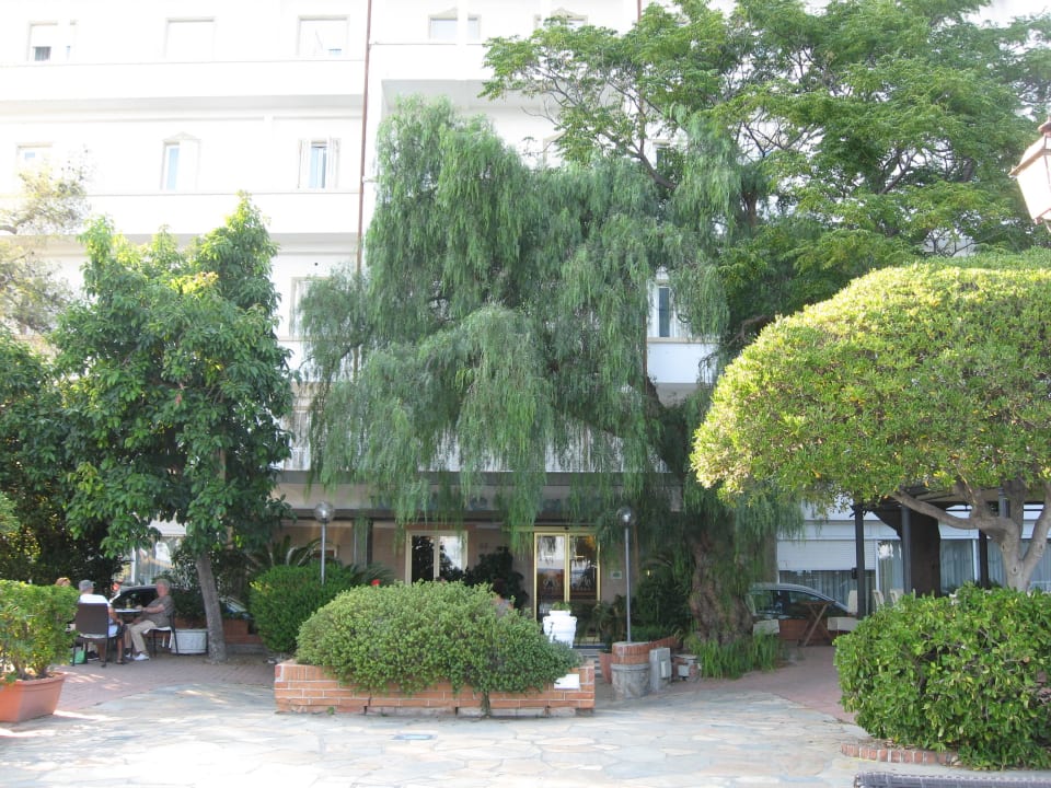 Eingangsbereich des Hotels Grand Hotel Mediterranee