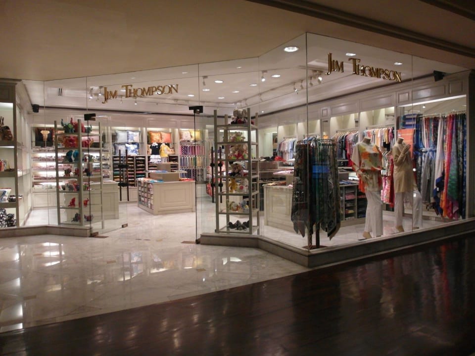 Mit Shopping Zone Anantara Riverside Bangkok Resort