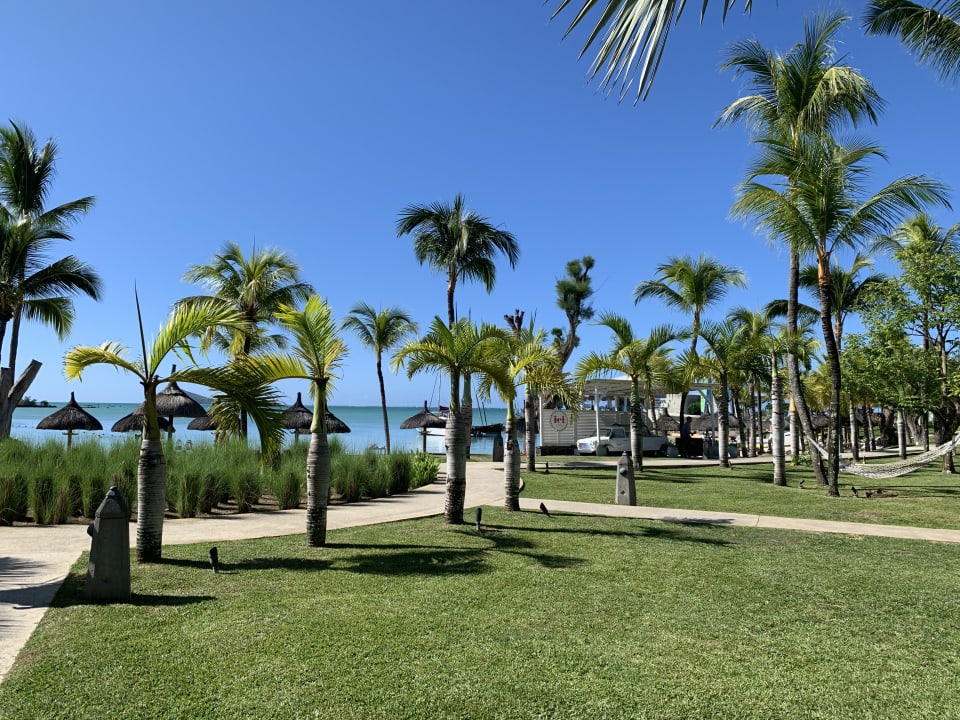 Strand LUX* Grand Gaube Resort & Villas