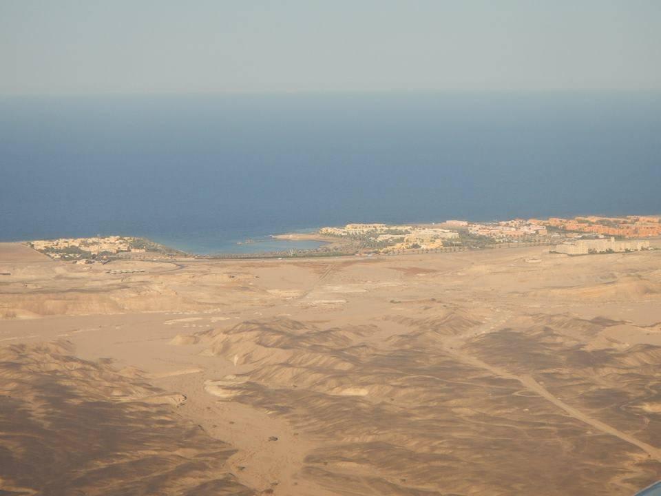 Die Bucht aus dem Flugzeug (links Coraya) Steigenberger Coraya Beach - Adults only