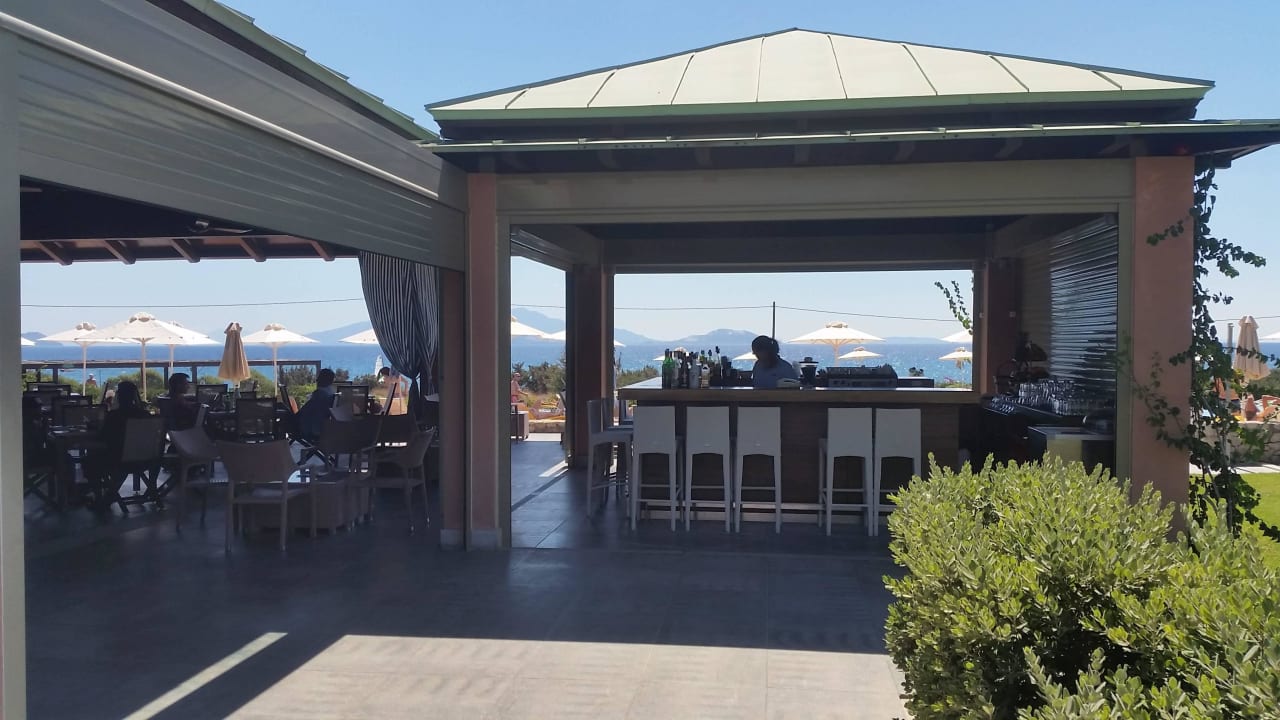 Poolbar Atlantica Belvedere Resort