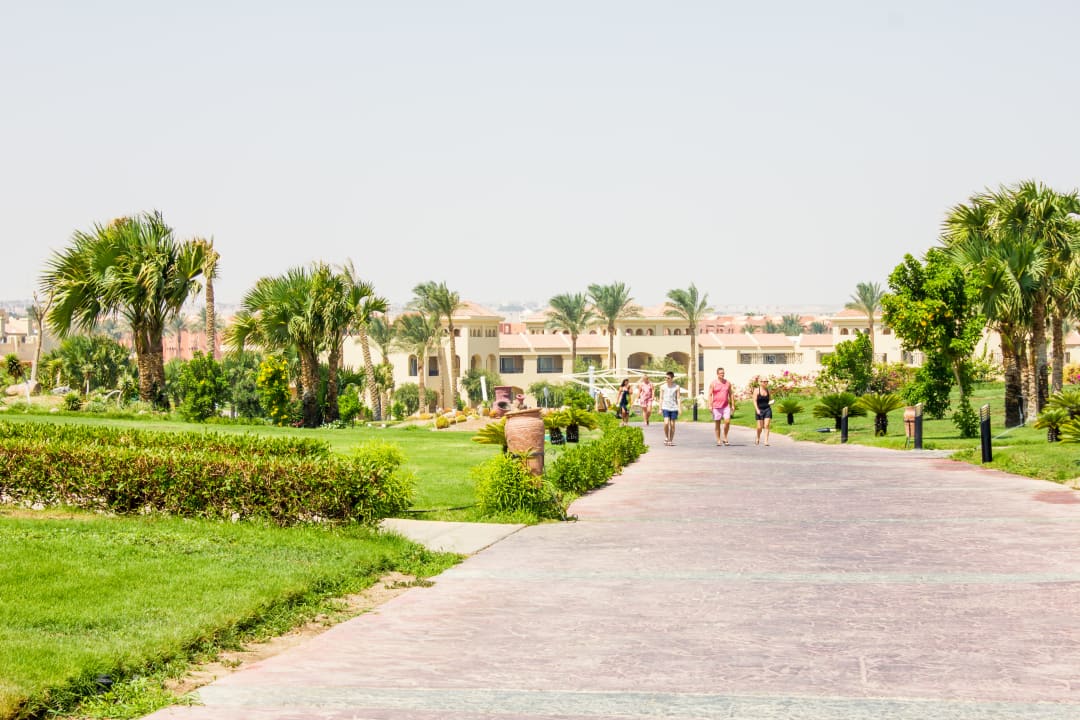 Gartenanlage Cleopatra Luxury Resort Makadi Bay