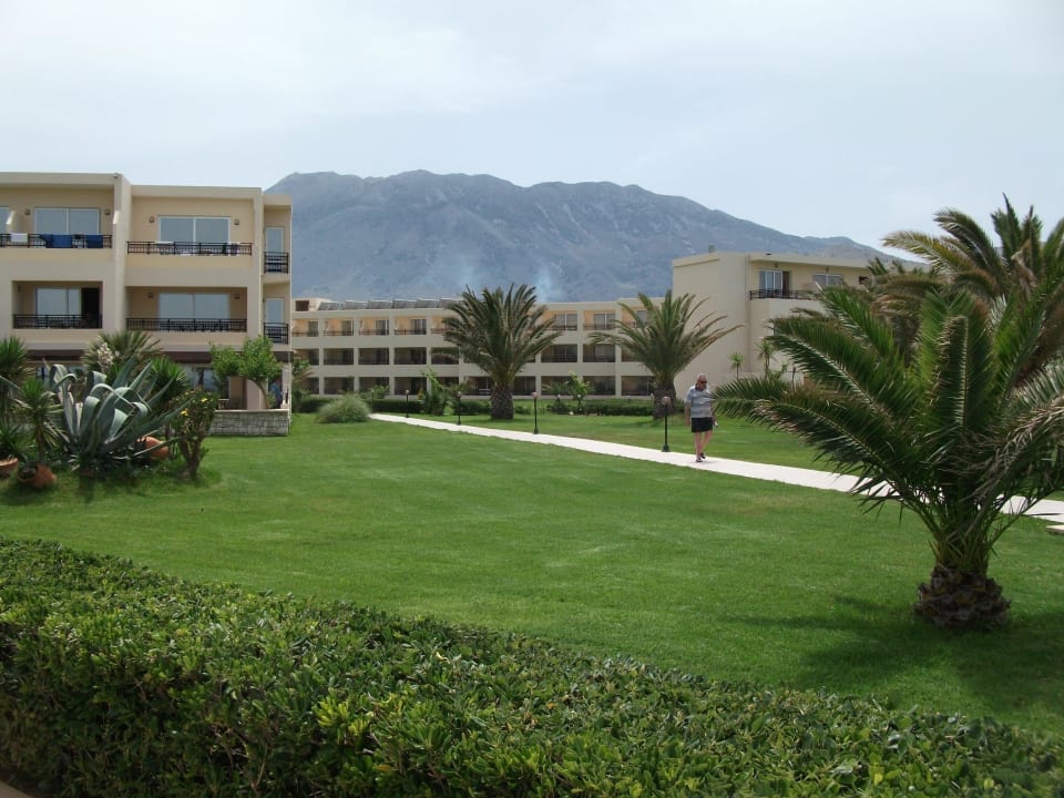 Blick auf einen Teil der Anlage Vantaris Palace