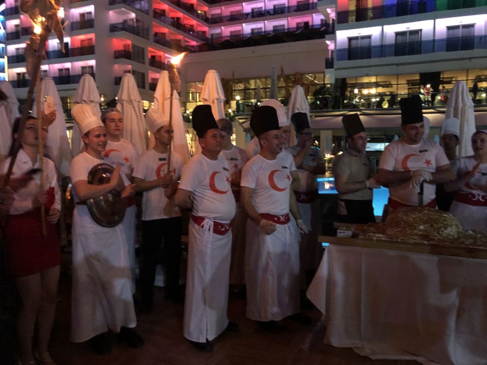 Gastro Azura Deluxe Resort & Spa Hotel