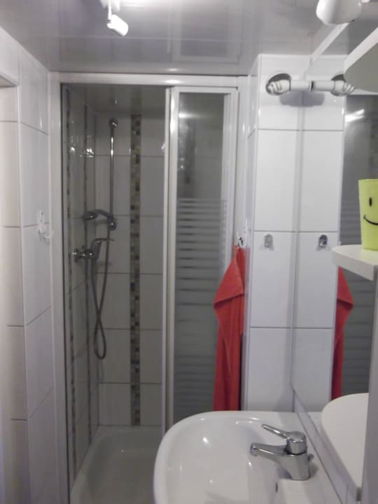 Bad Haus Rosemarie