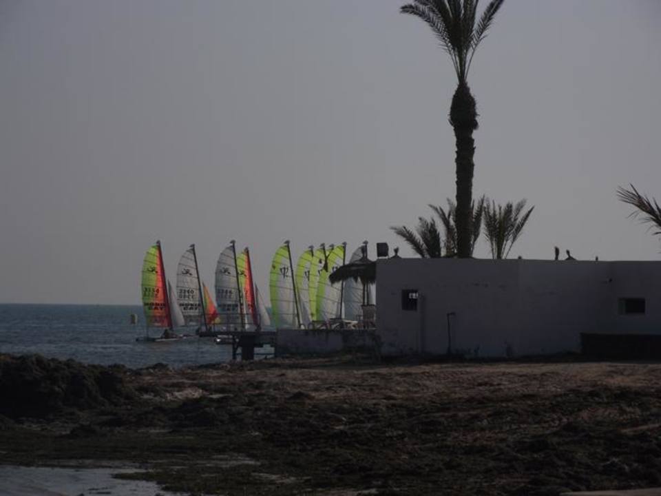 Segelregatta in der Abendstimmung Hotel El Mouradi Djerba Menzel