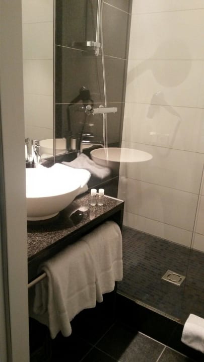 Bad Motel One Salzburg-Mirabell