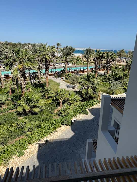 Gartenanlage Serry Beach Resort