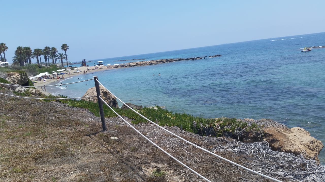 Blick vom Hotel-Strand aufs Meer Alexander The Great Beach Hotel