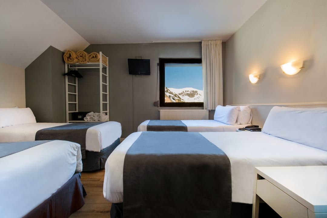 Zimmer Hotel Camel·lot