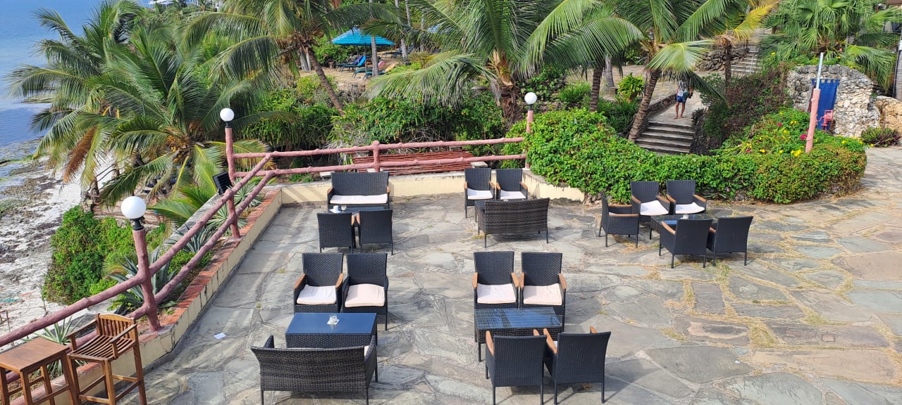 Gastro Bahari Beach Hotel