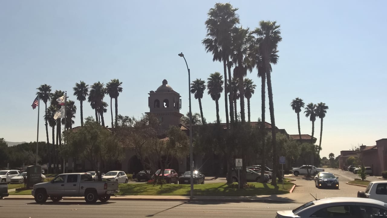 Außenansicht Hotel Embassy Suites Lompoc Central Coast VAFB