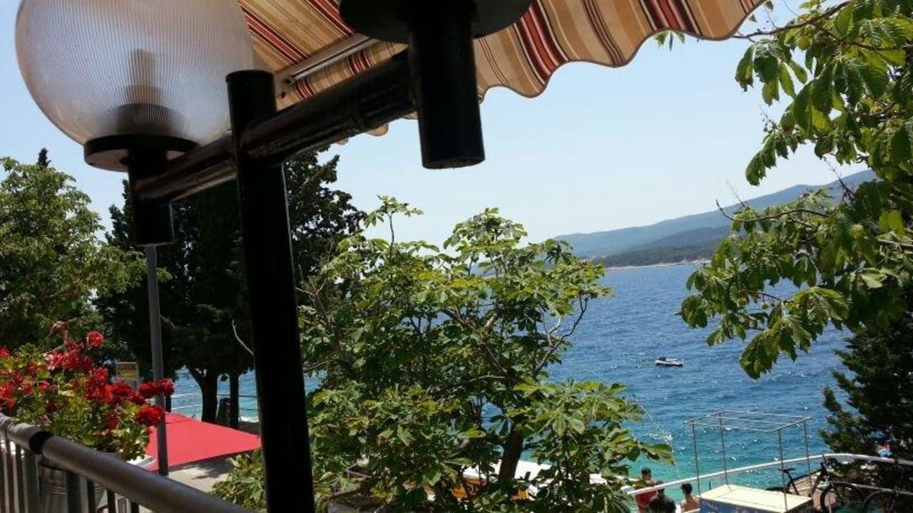 An der Strandpromenade Valamar Sanfior Hotel & Casa