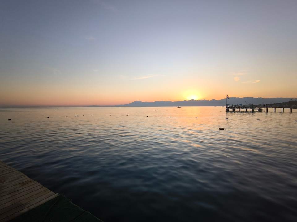 Strand Sherwood Exclusive Lara